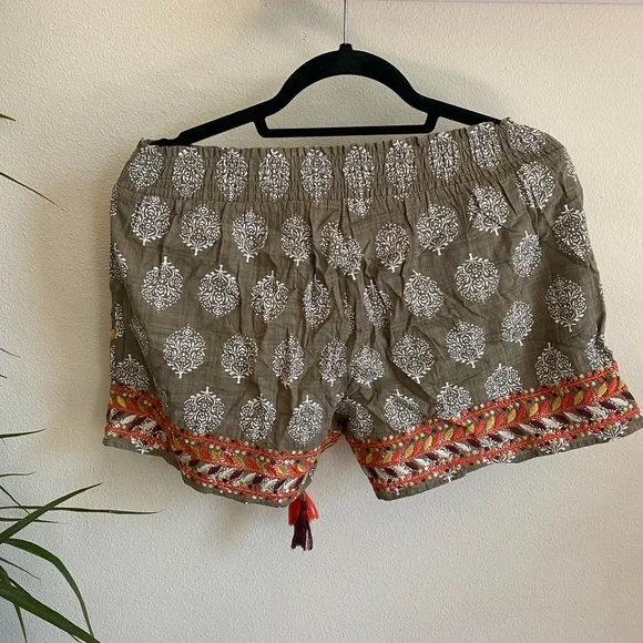 THML multicolored shorts/ swim cover up - Picture 2 of 3